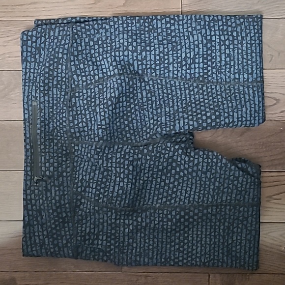 Lululemon Pace Rival Crop Legging 19' Size 8 in EUC - Picture 5 of 8